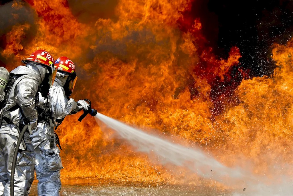 Navigating Fire Safety Laws in Ireland: Essential Compliance for Fire Wardens and Fire Marshals - Fire Warden Training Article